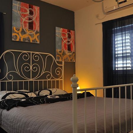 Isra Home Rothschild 8-2 Apartment Bat Yam Eksteriør billede