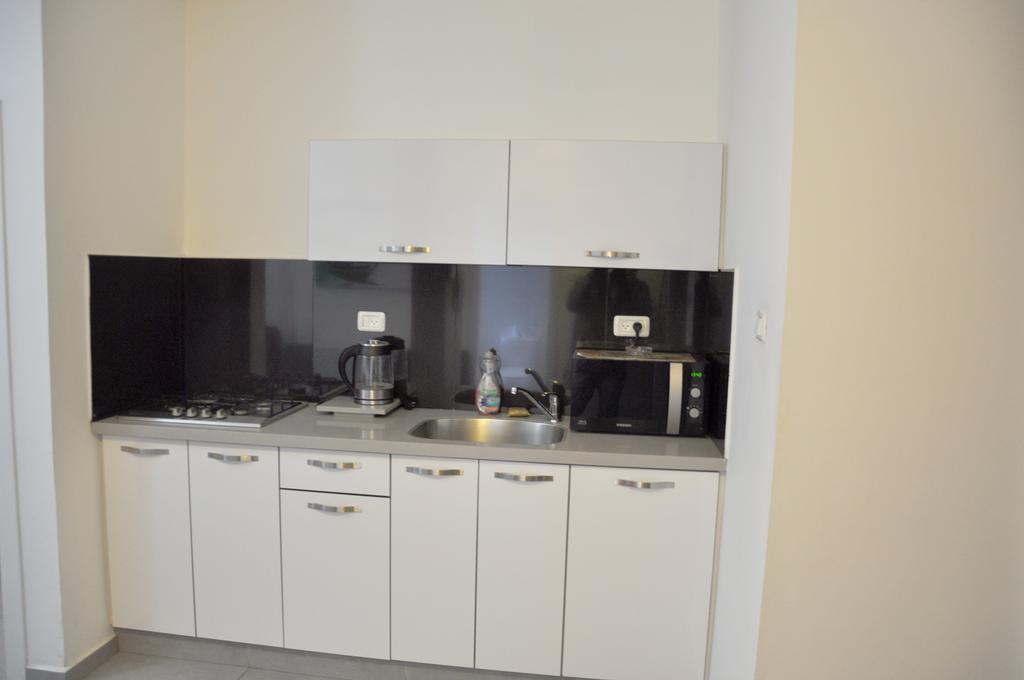 Isra Home Rothschild 8-2 Apartment Bat Yam Eksteriør billede